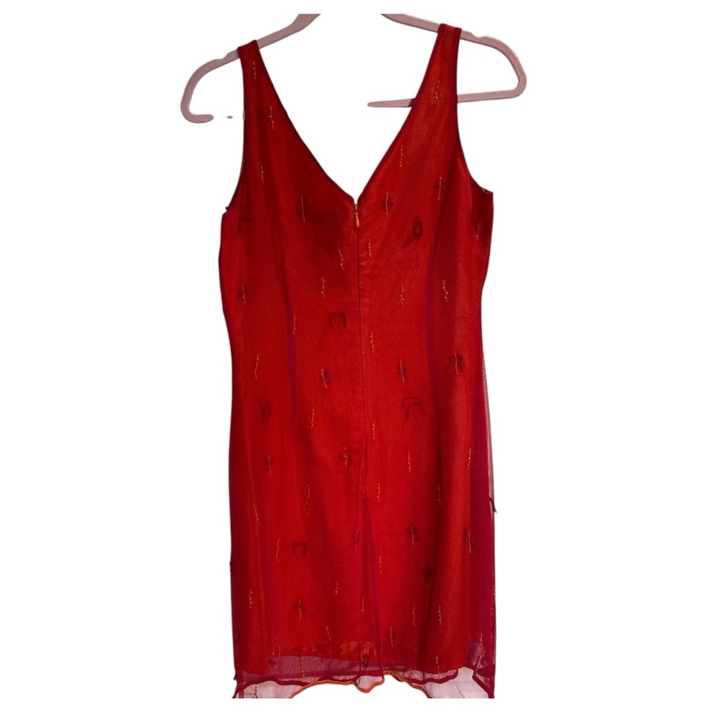 Express Red Midi Dress with Elegant Design - Picture 6 of 9
